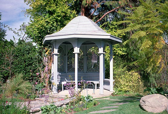 Dome Gazebo with Seats