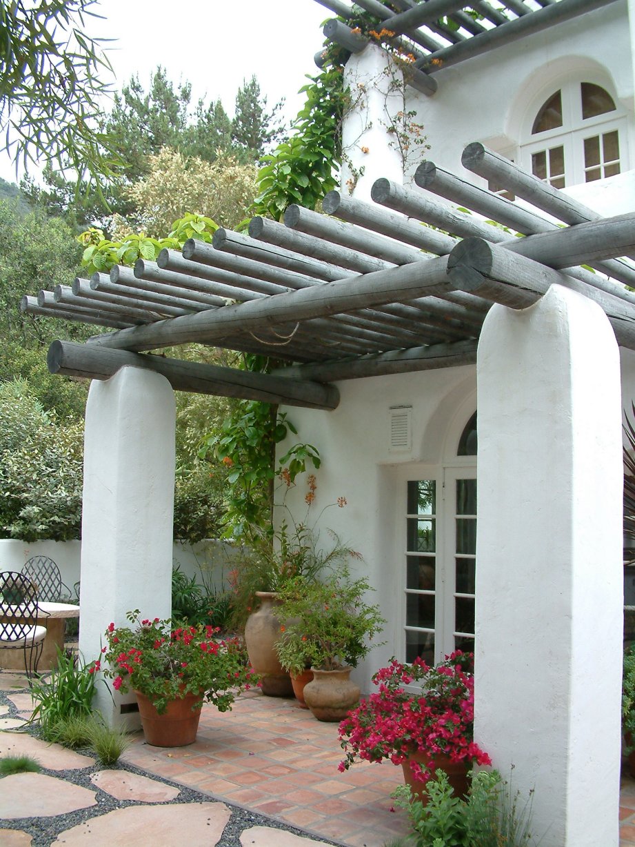 Cal Greek Mediterranean Trellis